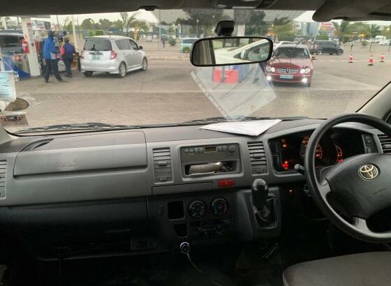 Toyota Quntum 2010 Diesel Manual