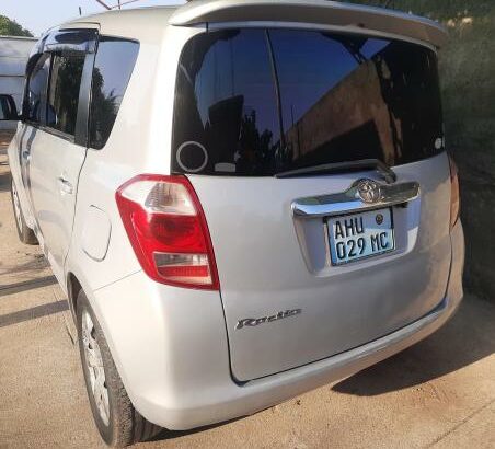 Toyota Ractis 2007 1.5