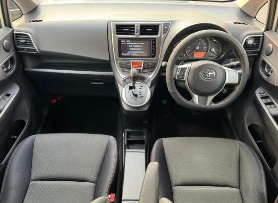 Toyota Ractis Sport 2012 1.5 Recém Chegado