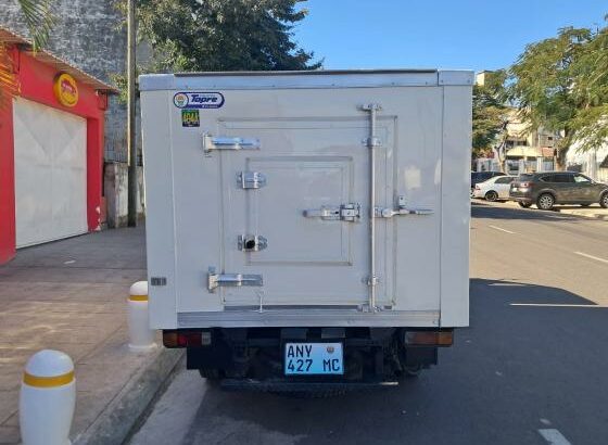 Toyota Toyoace Frigorífico Gela -32g Motor 3L Molas afrente Pneus novos Bomba manual