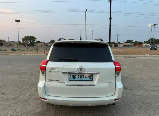 Toyota Vanguard 2012 2.4 4WD