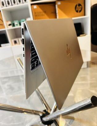 Hp Elite book 840 14 inch Notebook PC Touch Machine Intel Core I5-1335U (12 CPUs) 1.30 GHZ , 13th generation,16 GB DDR5 SDRAM ,512 GB SSD NVMe .14 pol