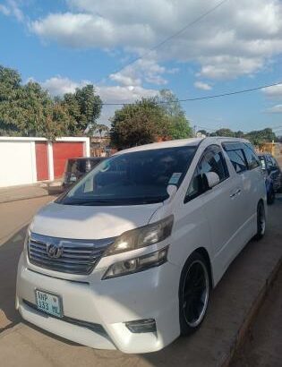 velfire recem importado