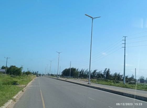 VENDE-SE OBRA INACABADA – PROJECTO DE COMPLEXO DE LOJAS A BERMA DA ESTRADA CIRCULAR DE MUNTANHANE