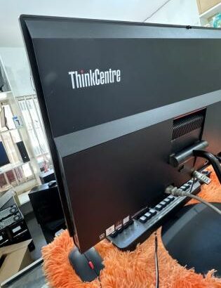 Lenovo All in One ThinkCentre M900Z I5 6th 24” 500gb 8GB