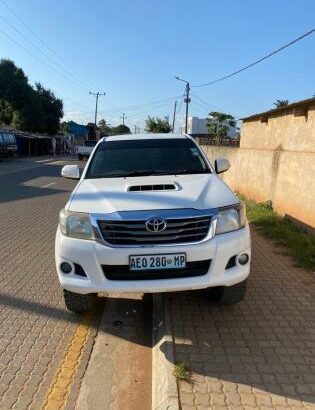 Toyota Hilux 2013 Cabine Simples