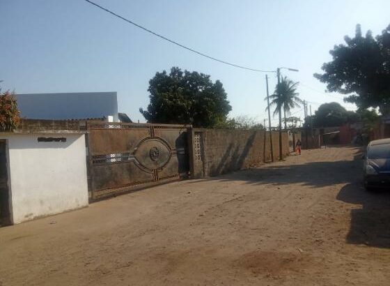 Arrenda-se Armazém n Bairro de mavalane