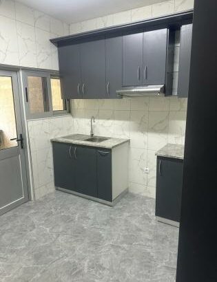 Oportunidade pra investir Vende-se AP T3 nas pracetas da Versalhes