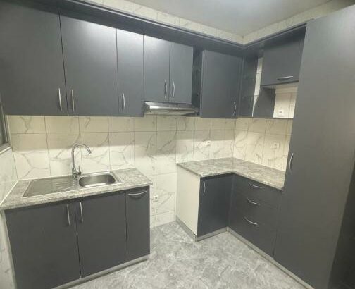 Oportunidade pra investir Vende-se AP T3 nas pracetas da Versalhes