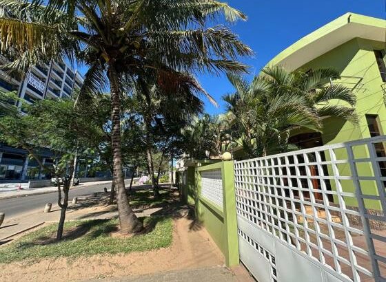 Baixou Vende-se Moradia T5  n sommerchild