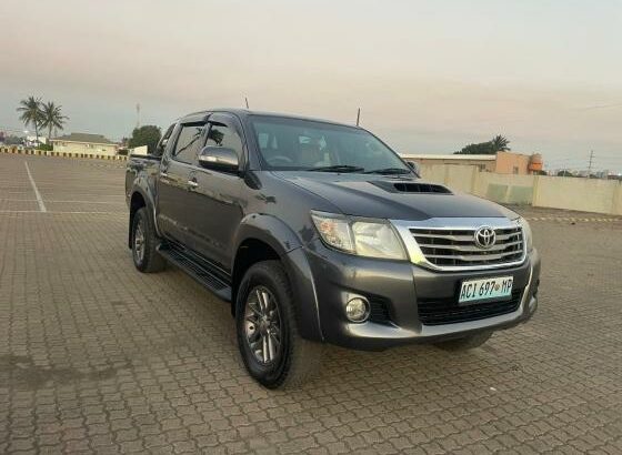 TOYOTA | HILUX D-4D | 2013 | AUTOMÁTICA | 4×4