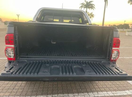 TOYOTA | HILUX D-4D | 2013 | AUTOMÁTICA | 4×4