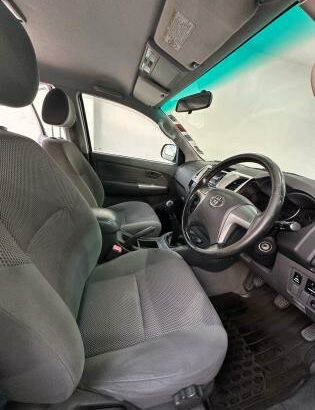 Toyota | Hilux D-4D | 2014 | Manual | 3.0 | Difflocker
