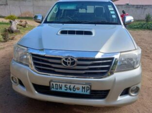 Toyota | Hilux D-4D | 2014 | Manual | 3.0 | Difflocker
