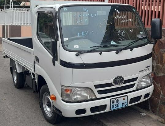 Toyota | Toyoace | 1kd | Manual | 4WD | Recém-importada 🎁
