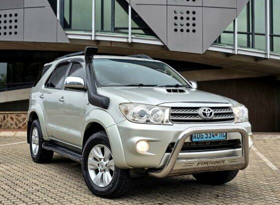 Toyota Fortuner 2010 Manual 4×4