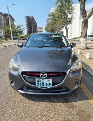 Mazda Demio Sport 2015 Recém importado