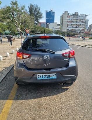 Mazda Demio Sport 2015 Recém importado