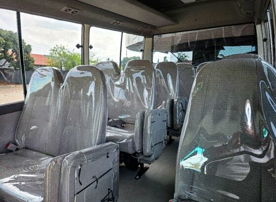 Toyota Coaster Super novo 26 Lugares