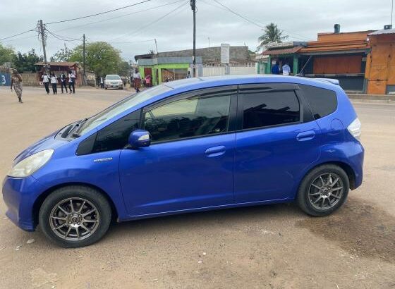 Honda FIT Hybrid 2012 SporT