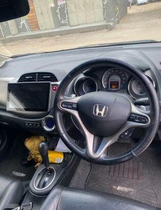 Honda FIT Hybrid 2012 SporT
