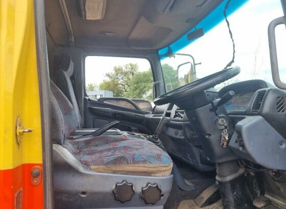 Vendo Camião Hino 2003 Motor JO8