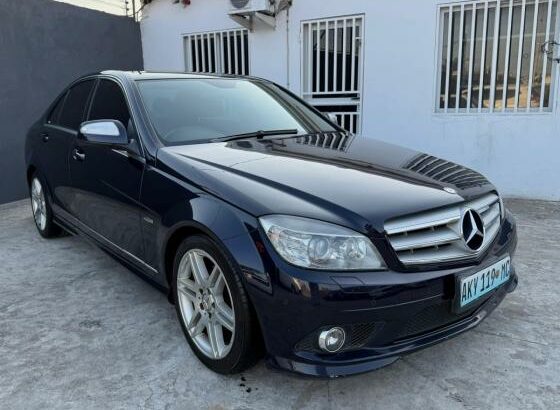 Mercedes-Benz C200 2009