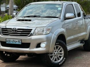 Toyota Hilux D4D 2013 Recém Chegado
