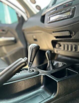 Toyota Hilux D4D Legend45 2015