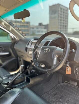 Toyota Hilux D4D Legend45 2015