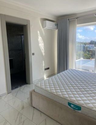 arrendo apartamento t2 com móveis na mar marginal Park Moza