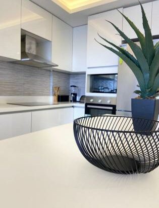 arrendo apartamento t2 com móveis na mar marginal Park Moza