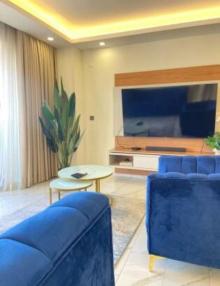 arrendo apartamento t2 com móveis na mar marginal Park Moza