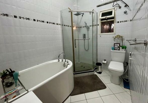 Vende se apartamento novo espaçoso tipo 3 no bairro central avenida Ahmed Sekou toure