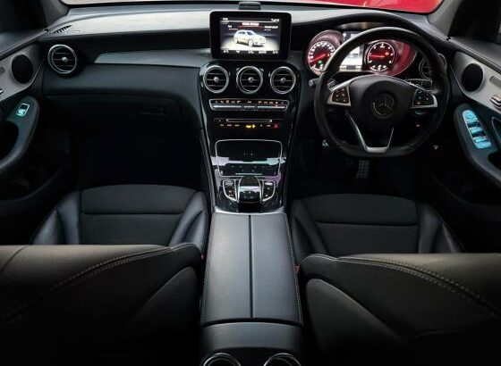 recém importado Mercedes Benz glc220d