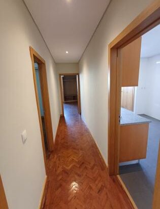 Vende se apartamento novo luxuoso tipo 3 com suite mais 2wc na polana cimento avenida 24 de julho