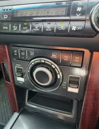 recém importado Toyota landcruiser vx