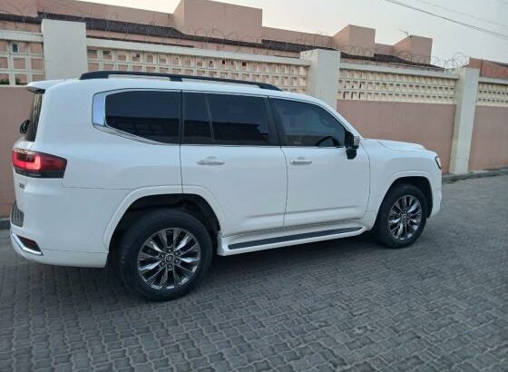 landcruiser lc300