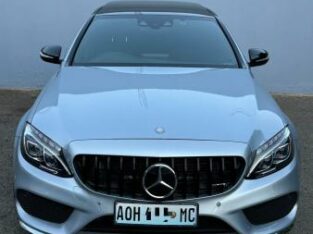 acaba de chegar Mercedes Benz c200 Amg