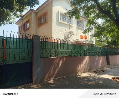 arrenda se germina t3 1 andar na sommerchield 1 rua comandante joao belo