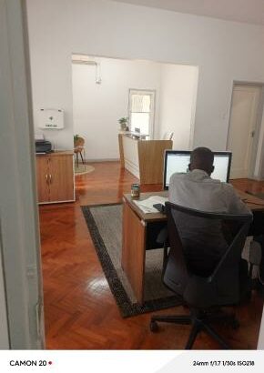 arrenda se germina t3 1 andar na sommerchield 1 rua comandante joao belo