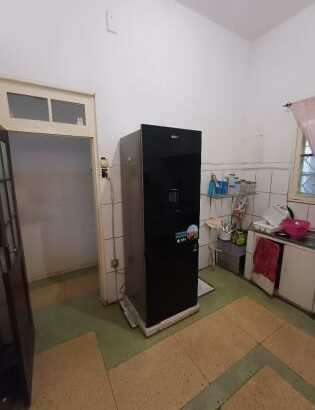 Vende se a preço de banana apartamento espaçoso tipo 2 no alto mae avenida marien goabi num resd-Chao