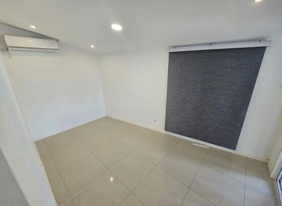 Arrenda-se Casa Tipo 1 no condomínio