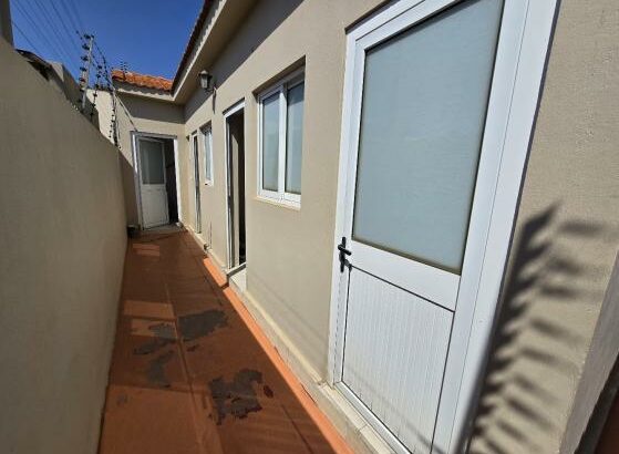 Vende-se Moradia Tipo 3 no Condomínio Esperança