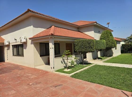 Vende-se Moradia Tipo 3 no Condomínio Esperança