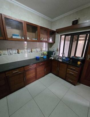 Vende-se Duplex Tipo 4 na Matola