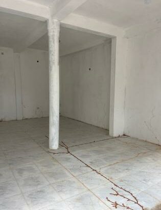 Arrenda-se edifício comercial recém construído no bairro Chiango