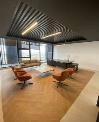 Arrenda-se um escritório no condomínio parkmoza na Julius nherere com 440m²