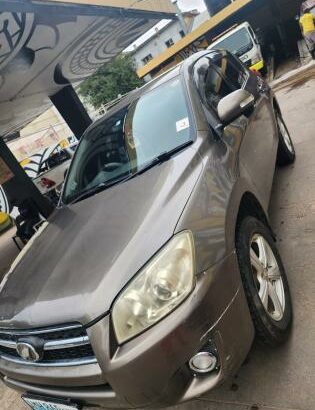 Toyota RAV4 2010 com Sunroof
