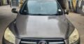 Toyota RAV4 2010 com Sunroof